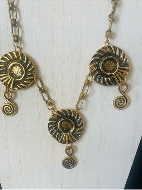 Vintage Gold Sunburst Pendant Necklace - 1980’s